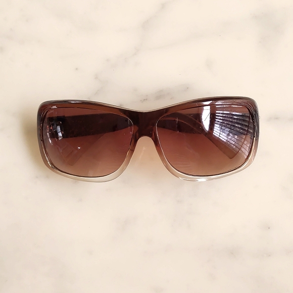 Multi Shades of Brown Sunglasses. - Picture 1 of 3